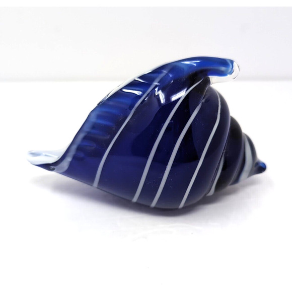 Art Glass Spiral Cobalt Blue/White Sea Shell Seashell Paperweight Flat Bottom - Picture 3 of 9